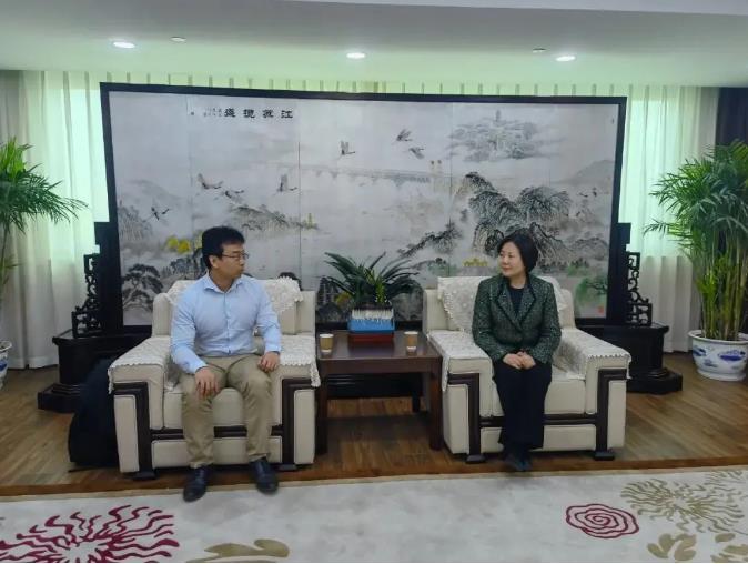 博士联盟创始主席、墨影科技副总裁马江涛一行到访省侨联 博士联盟创始主席、墨影科技副总裁马江涛一行到访省侨联