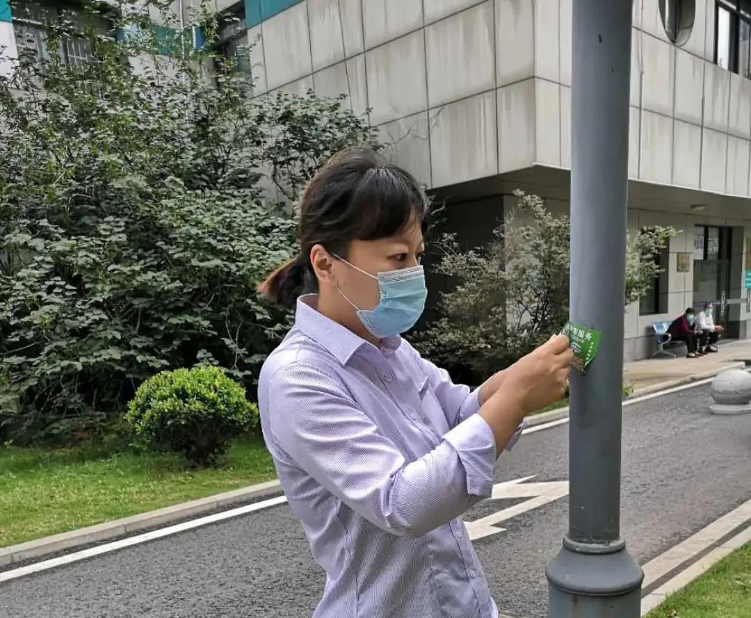 卫事康：多举措并举战雨季