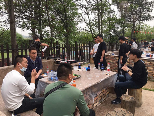 “同心同行促团结,相亲相爱干事业”主题户外团建活动圆满成功! “同心同行促团结,相亲相爱干事业”主题户外团建活动圆满成功!