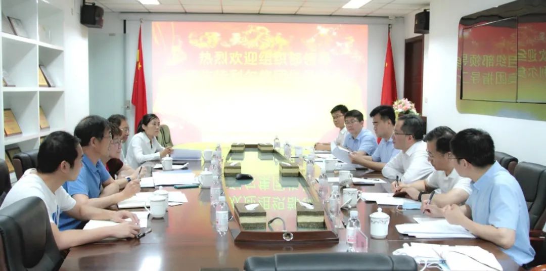 市委组织部领导到乐动体育 app苹果调研 市委组织部领导到乐动体育 app苹果调研