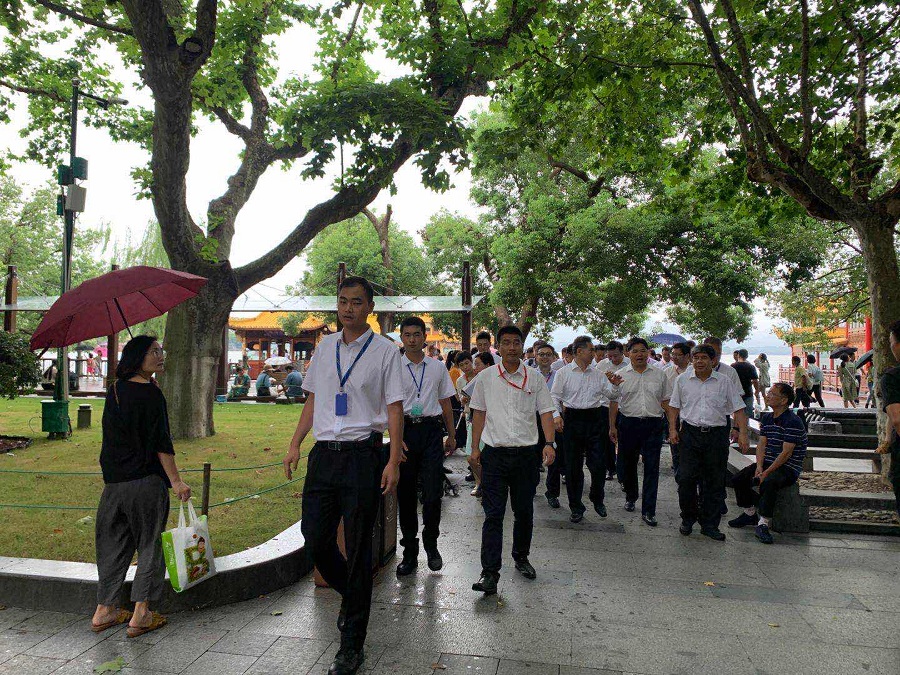 砥砺奋进的湖滨安保队圆满完成“安全护航”任务 砥砺奋进的湖滨安保队圆满完成“安全护航”任务