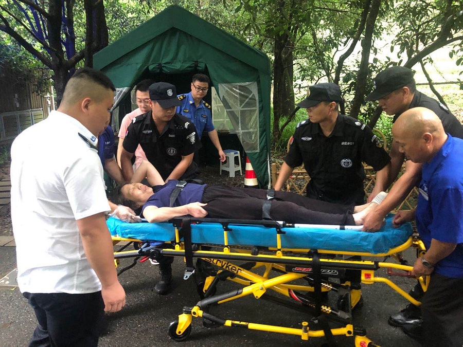 责于心,危急时刻勇担责——浙江盛安钱江景区保安勇救重伤游客 责于心,危急时刻勇担责——浙江盛安钱江景区保安勇救重伤游客