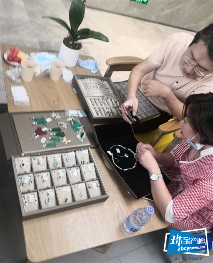 独立设计师&品牌选货会第二期举行 独立设计师&品牌选货会第二期举行