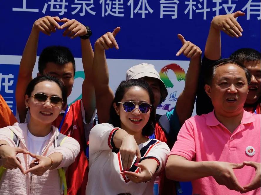 律途,当如夏花之绚烂 | 记“上海市优秀志愿者”周晓颖律师 律途,当如夏花之绚烂 | 记“上海市优秀志愿者”周晓颖律师