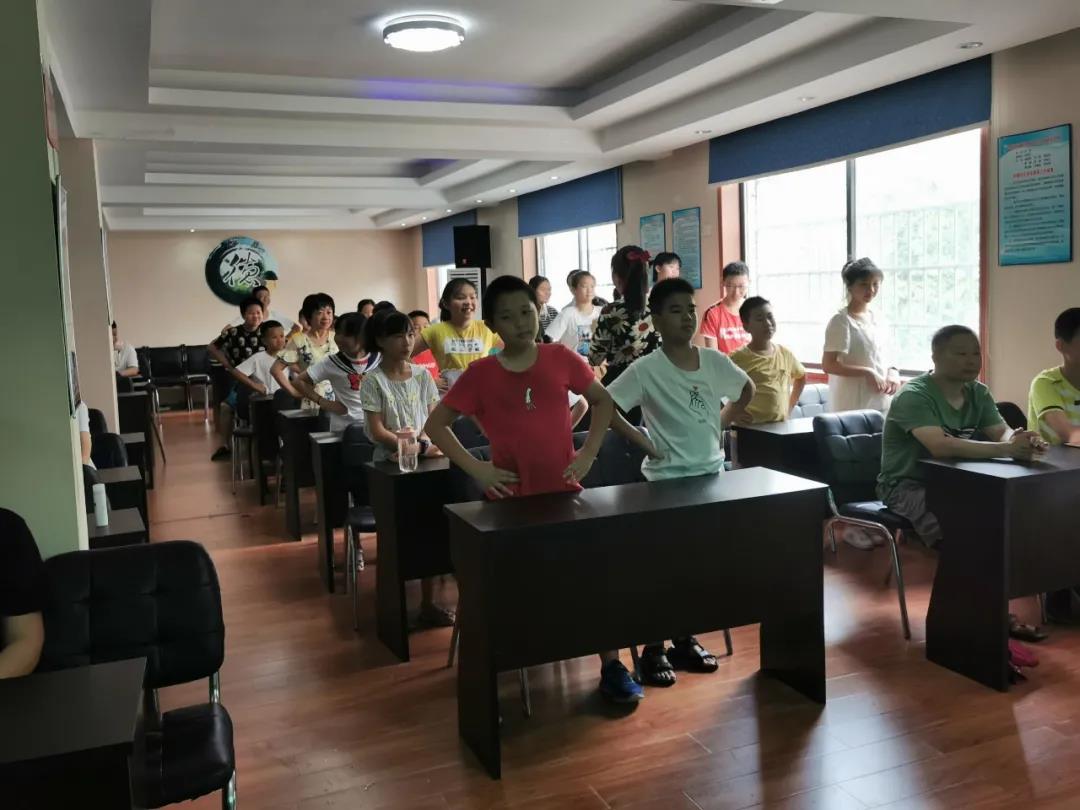 “阳光心态,爱伴成长“蚌塘社区 青少年心理健康讲座圆满结束 “阳光心态,爱伴成长“蚌塘社区 青少年心理健康讲座圆满结束