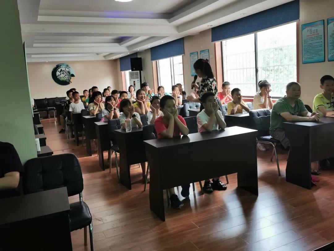 “阳光心态,爱伴成长“蚌塘社区 青少年心理健康讲座圆满结束 “阳光心态,爱伴成长“蚌塘社区 青少年心理健康讲座圆满结束