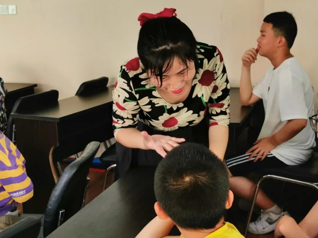 “阳光心态,爱伴成长“蚌塘社区 青少年心理健康讲座圆满结束 “阳光心态,爱伴成长“蚌塘社区 青少年心理健康讲座圆满结束