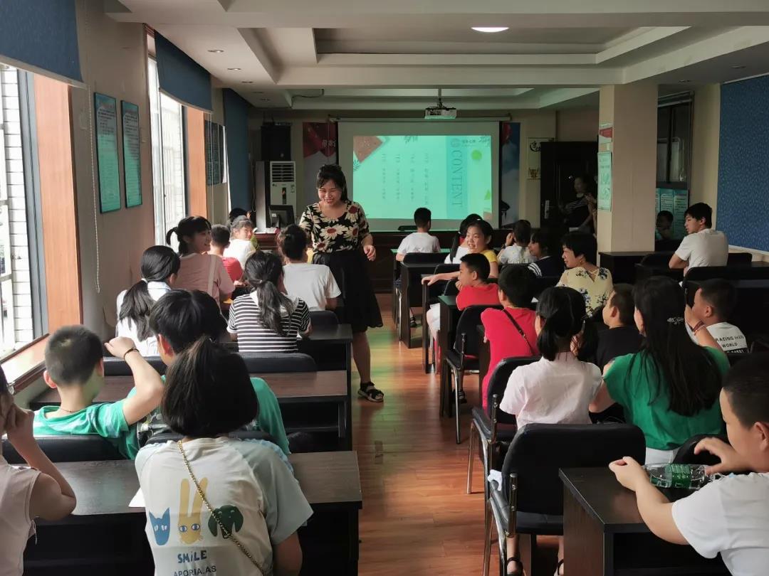 “阳光心态,爱伴成长“蚌塘社区 青少年心理健康讲座圆满结束 “阳光心态,爱伴成长“蚌塘社区 青少年心理健康讲座圆满结束