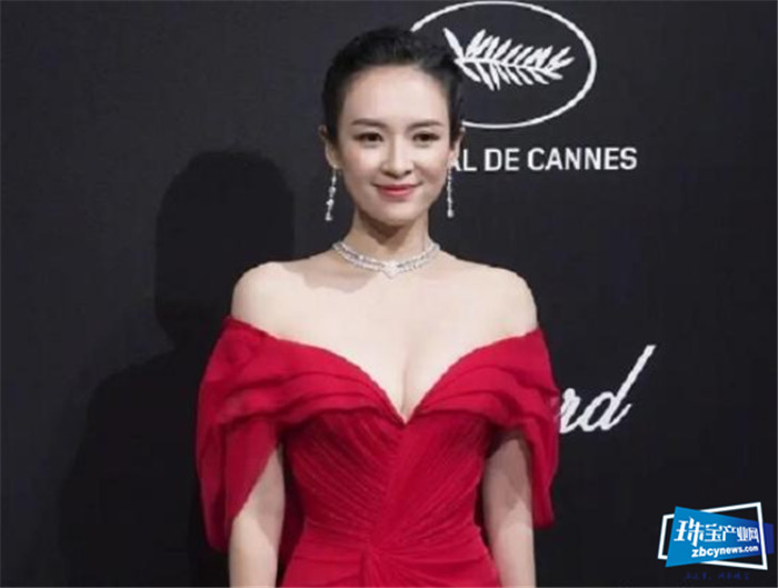壕无人性!章子怡最新杂志封面,佩戴的珠宝价值5个亿 壕无人性!章子怡最新杂志封面,佩戴的珠宝价值5个亿