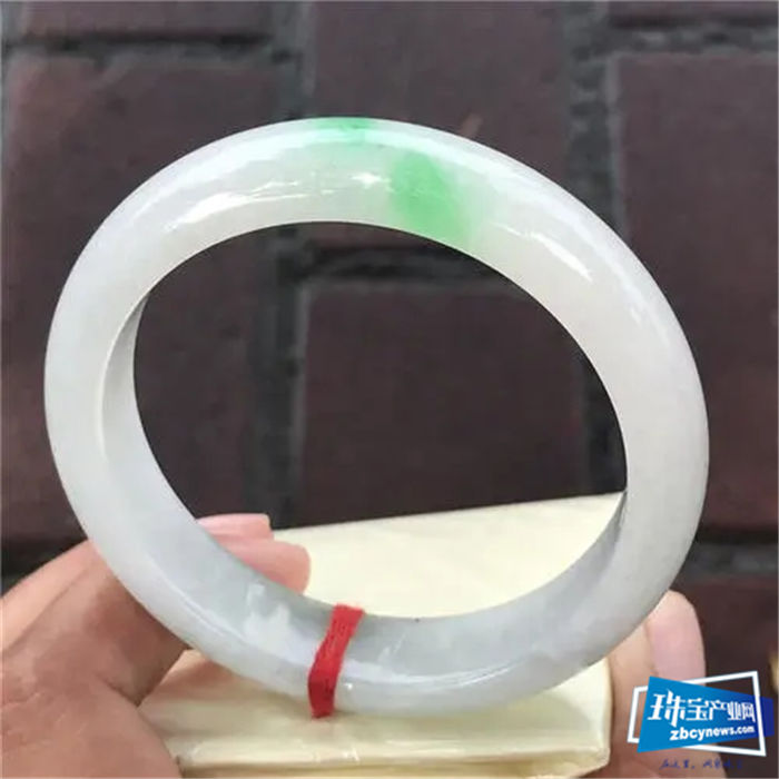 翡翠为什么这么受欢迎?翡翠的文化你知道吗 翡翠为什么这么受欢迎?翡翠的文化你知道吗