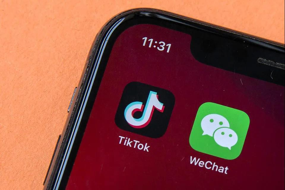 美禁微信,iPhone躺枪?外媒:中国人不可能不用微信 美禁微信,iPhone躺枪?外媒:中国人不可能不用微信