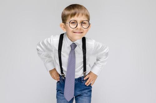 早知道这些征兆,孩子近视度数也许就不会那么高了! 早知道这些征兆,孩子近视度数也许就不会那么高了!