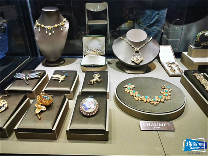 第34届成都珠宝首饰展览会暨工艺品展开幕 第34届成都珠宝首饰展览会暨工艺品展开幕