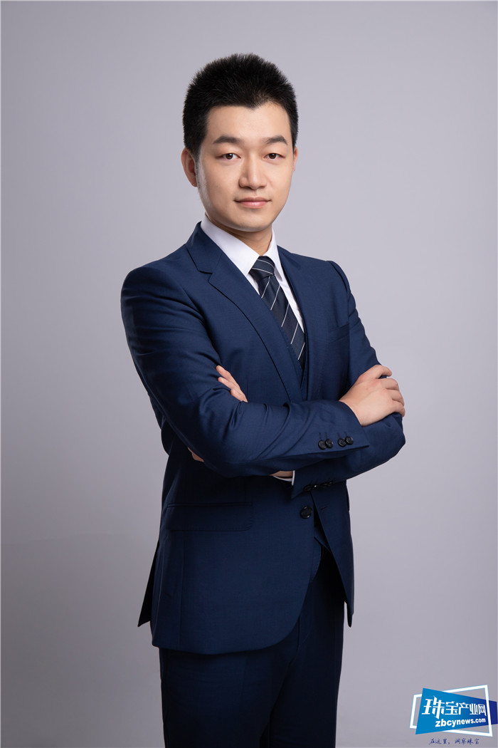【中国珠宝季·上海】大咖谈时尚趋势、婚庆新玩法与社群新营销 【中国珠宝季·上海】大咖谈时尚趋势、婚庆新玩法与社群新营销