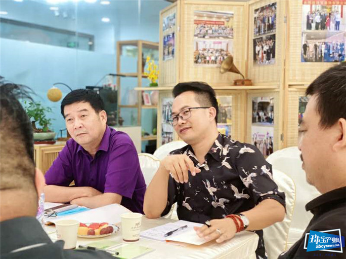深圳市湖南商会珠宝专业委员会召开会员(工厂类)座谈会 深圳市湖南商会珠宝专业委员会召开会员(工厂类)座谈会