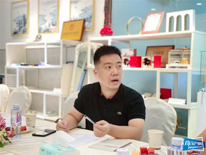 深圳市湖南商会珠宝专业委员会召开会员(工厂类)座谈会 深圳市湖南商会珠宝专业委员会召开会员(工厂类)座谈会