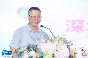 第二届鹏城八月欢乐游购•珠宝欢乐购青春party在金展炫起来 第二届鹏城八月欢乐游购•珠宝欢乐购青春party在金展炫起来