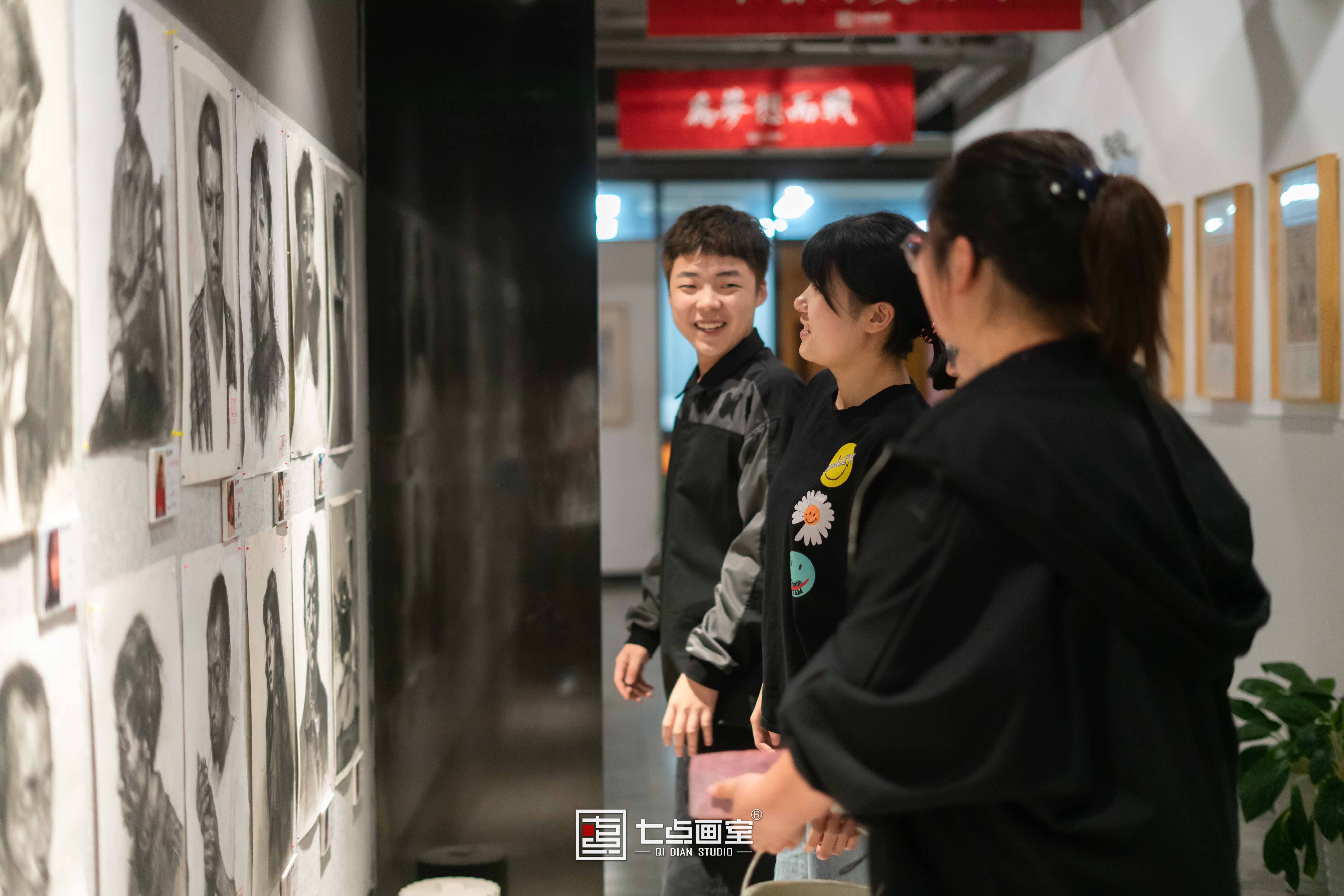 七点定向班作品展《新 · 生》——集训后的首场Show 七点定向班作品展《新 · 生》——集训后的首场Show
