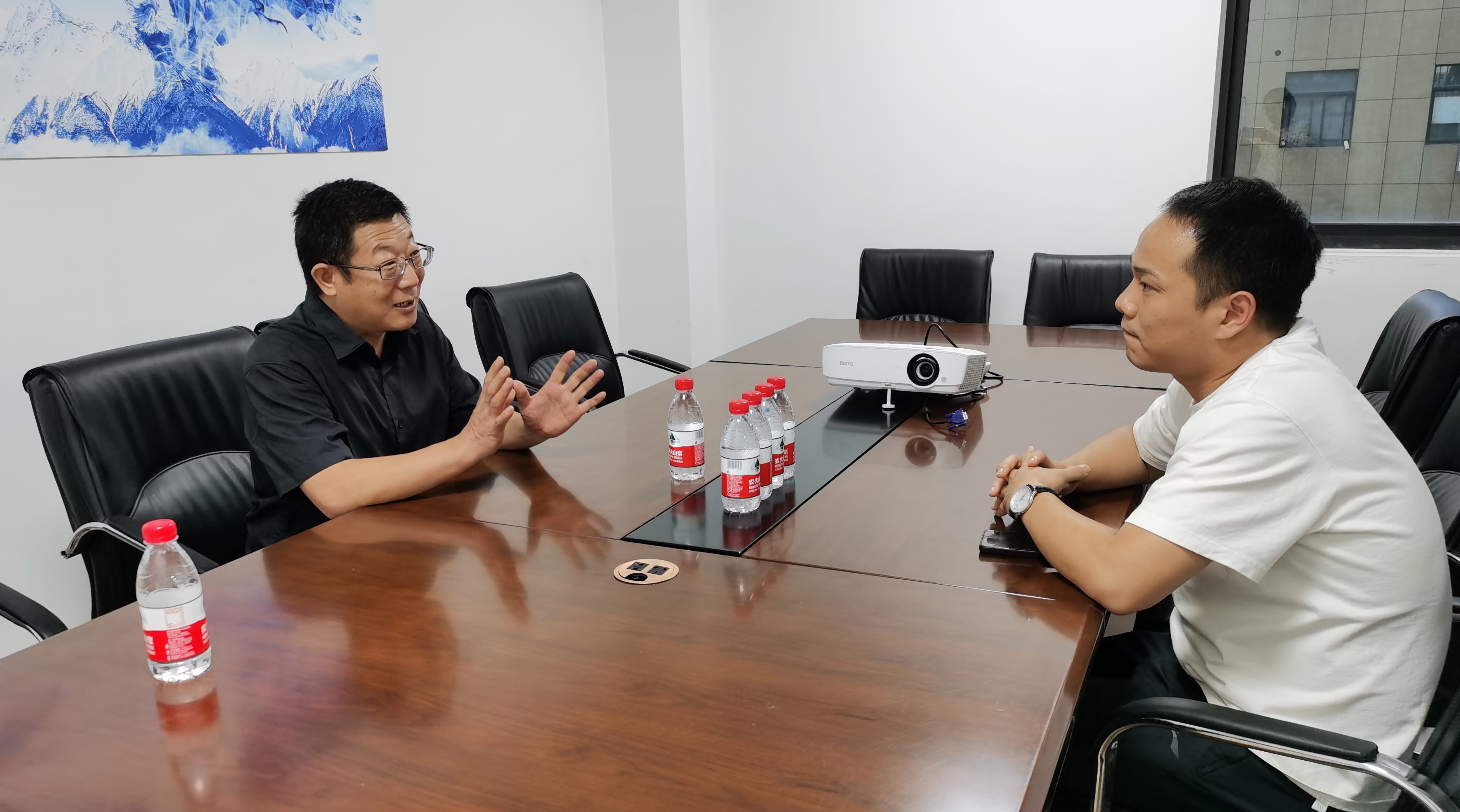 清华大学金融科技研究院院长助理刘健一行调研杭州鹰旸生物医药研发中心 清华大学金融科技研究院院长助理刘健一行调研杭州鹰旸生物医药研发中心
