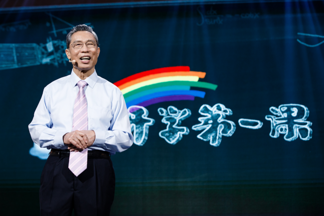 速转！2020年《开学第一课》播出时间已定，录制地点选在武汉！