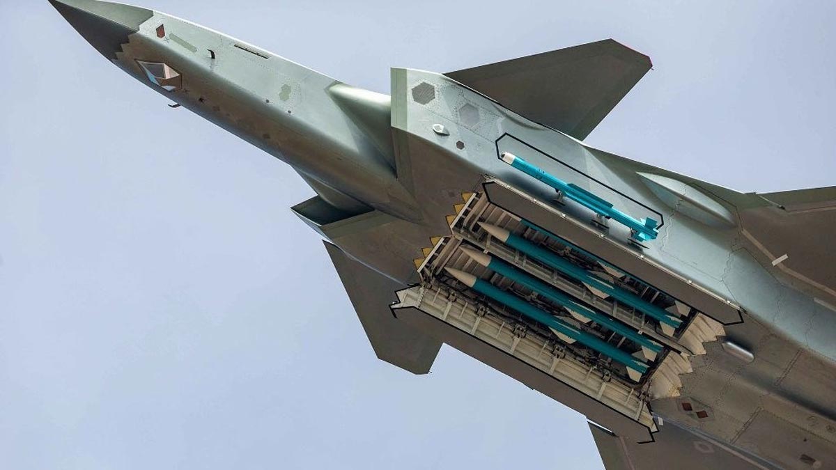 追赶中国?美空军研制新型远程空空导弹AIM-260 对标霹雳-15 追赶中国?美空军研制新型远程空空导弹AIM-260 对标霹雳-15