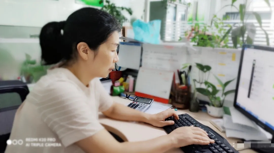 《工作楷模》个人专栏第二期 巾帼从不让须眉，素娥未必逊英雄。
