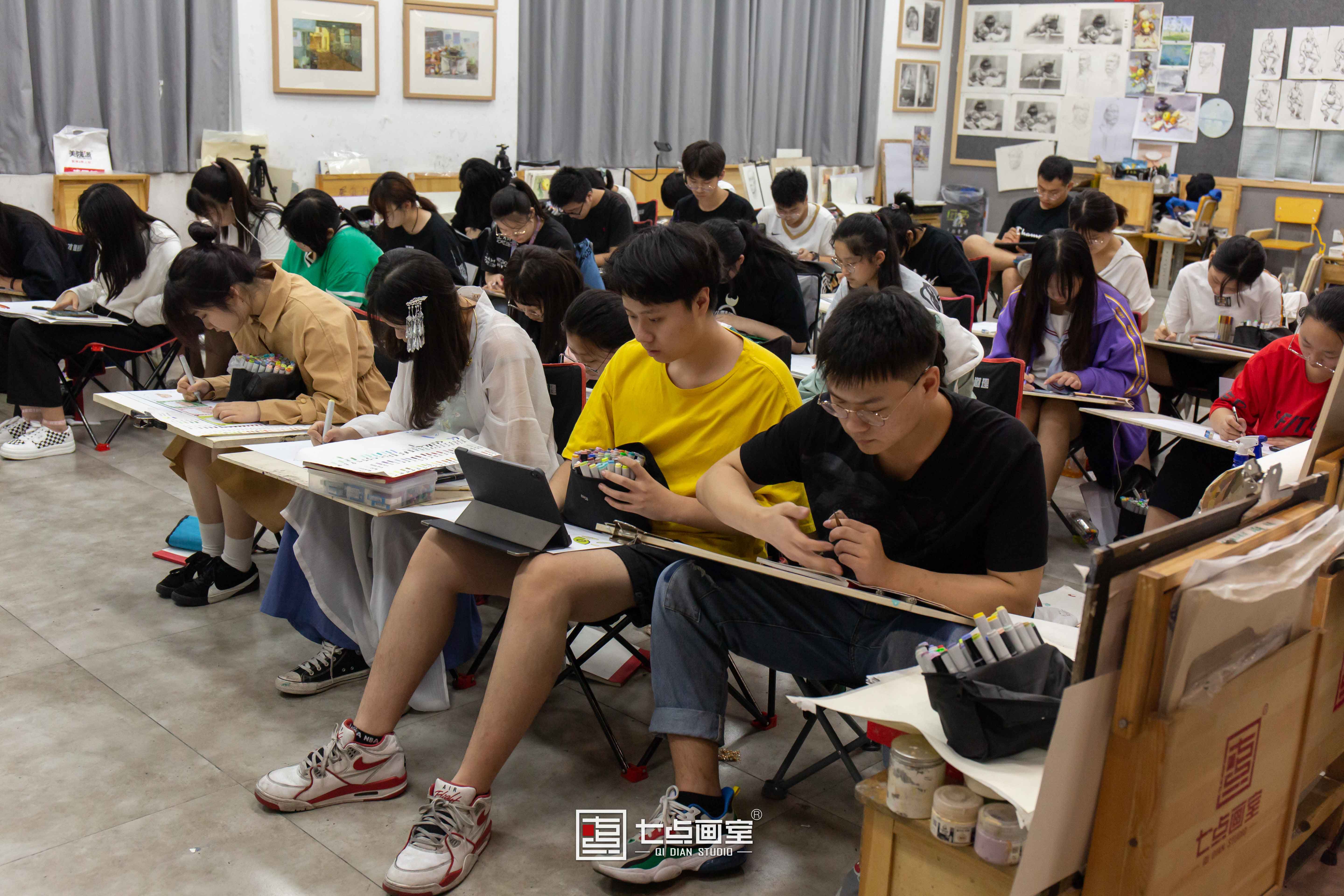 七点「设计基础课」为梦想努力的你们都很酷 七点「设计基础课」为梦想努力的你们都很酷