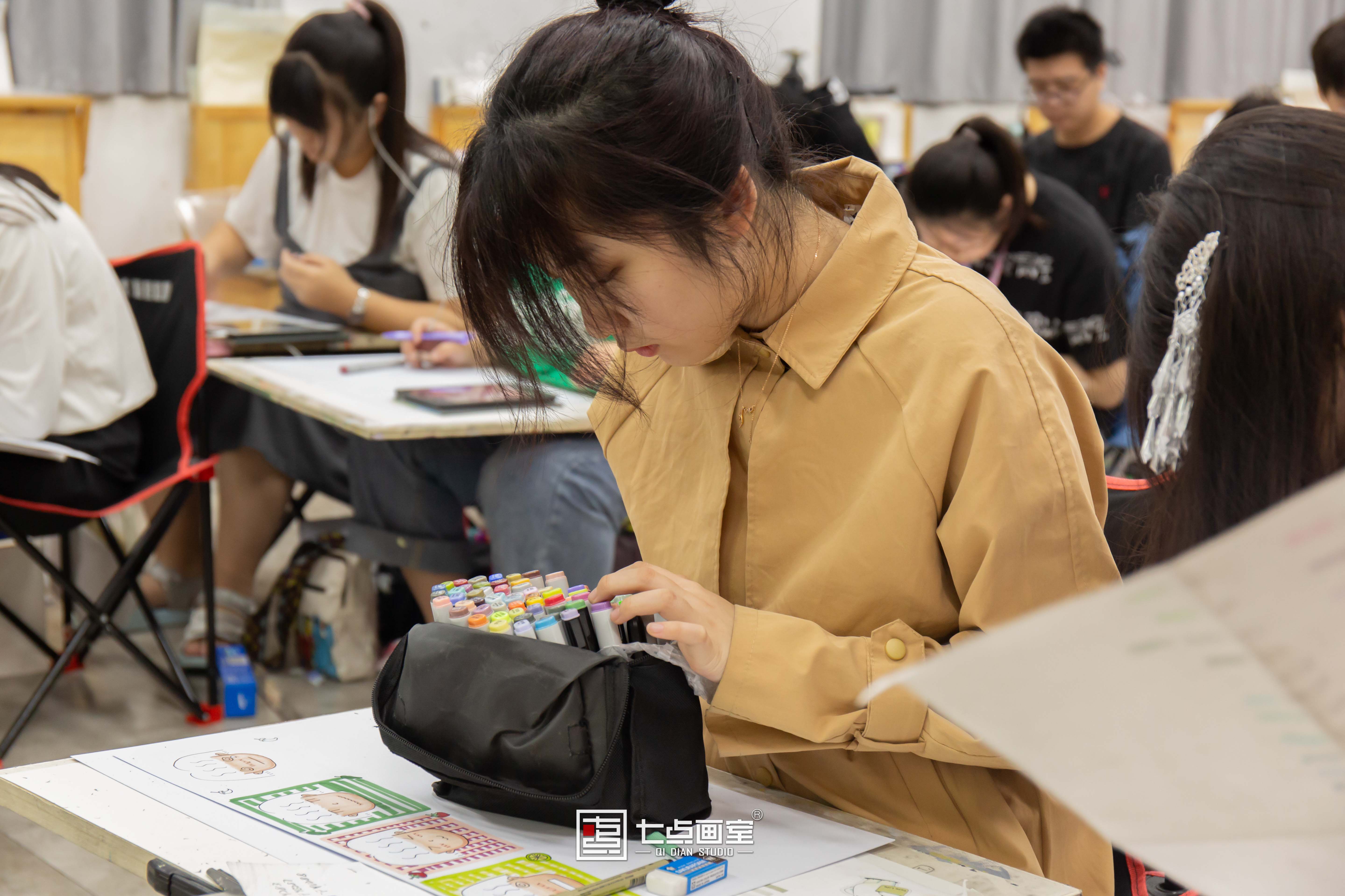 七点「设计基础课」为梦想努力的你们都很酷 七点「设计基础课」为梦想努力的你们都很酷
