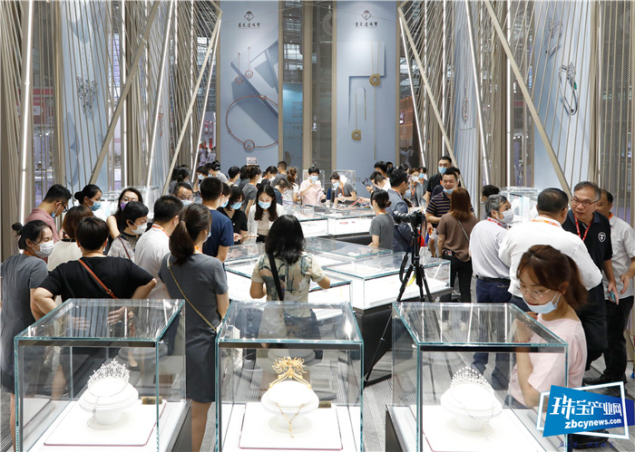 首发“超in铂金”技术 “星光达工业设计中心·第三届创新研发成果展”启幕 首发“超in铂金”技术 “星光达工业设计中心·第三届创新研发成果展”启幕