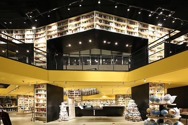 新华书店