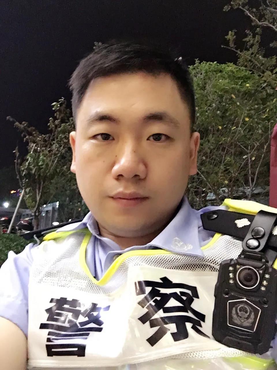 从警察到律师的转变:走出舒适圈,做一个有温度的法律人 从警察到律师的转变:走出舒适圈,做一个有温度的法律人