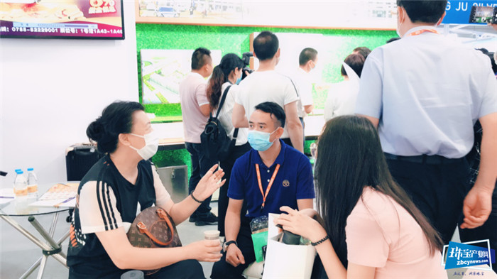 免租退税,让利于企 广西黄金珠宝产业园首次亮相2020深圳珠宝展 免租退税,让利于企 广西黄金珠宝产业园首次亮相2020深圳珠宝展