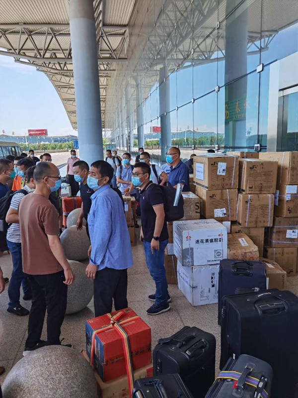 苏州中材组织三批269名返岗员工顺利抵达海外项目现场
