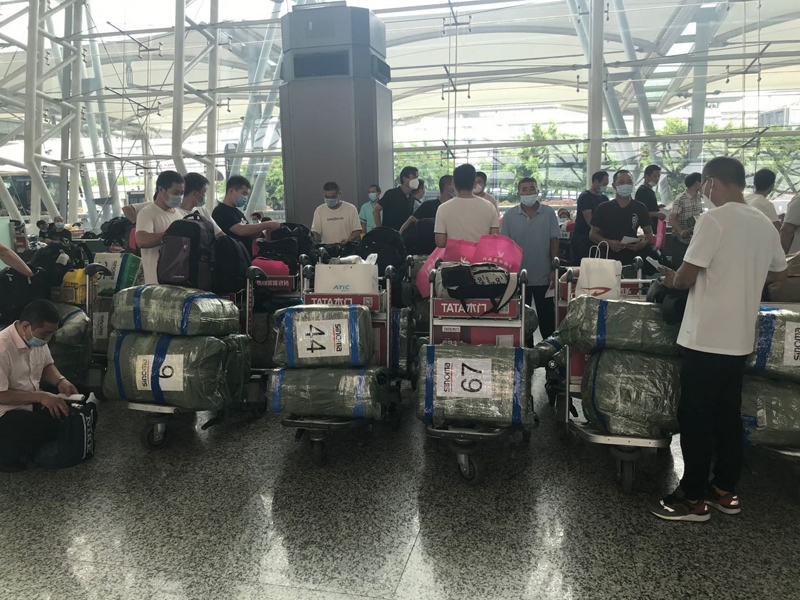 苏州中材组织三批269名返岗员工顺利抵达海外项目现场