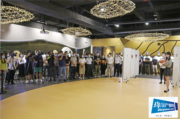 全球馆藏琥珀珍品图片展在松岗世纪琥珀博物馆亮相 全球馆藏琥珀珍品图片展在松岗世纪琥珀博物馆亮相