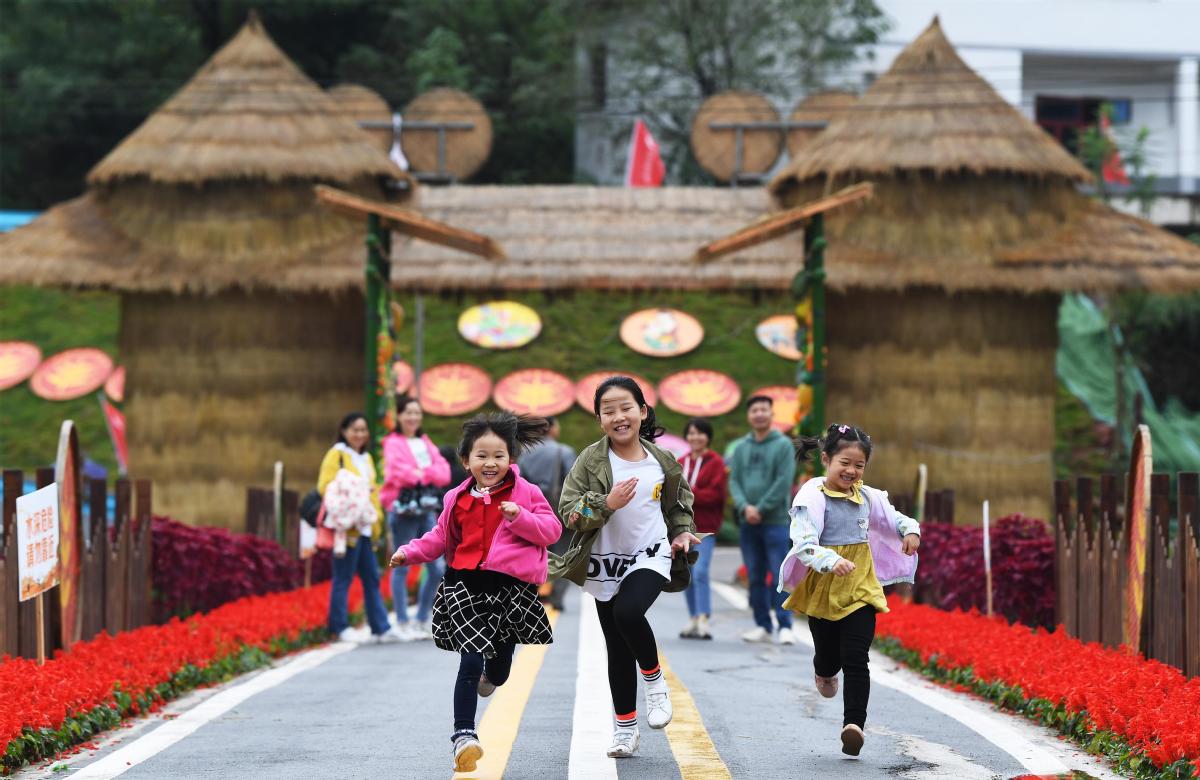 国内游客突破6亿人次 旅游归位重塑行业信心 国内游客突破6亿人次 旅游归位重塑行业信心