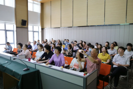 普及法律知识 强化法律自觉——“法律助企”走进无锡市安装行业协会 普及法律知识 强化法律自觉——“法律助企”走进无锡市安装行业协会