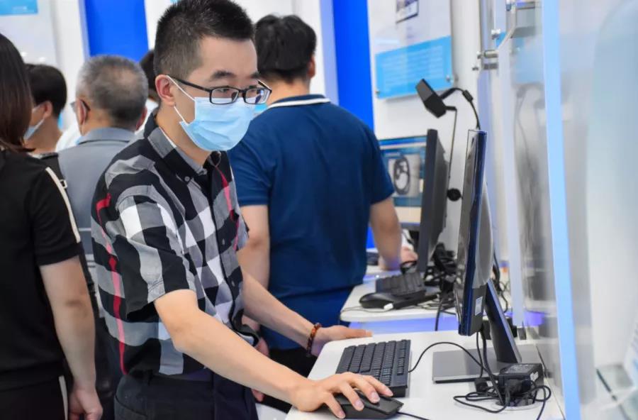 四川科华高级技工学校领导率教学及管理团队莅临说球帝app电脑版考察交流 四川科华高级技工学校领导率教学及管理团队莅临说球帝app电脑版考察交流