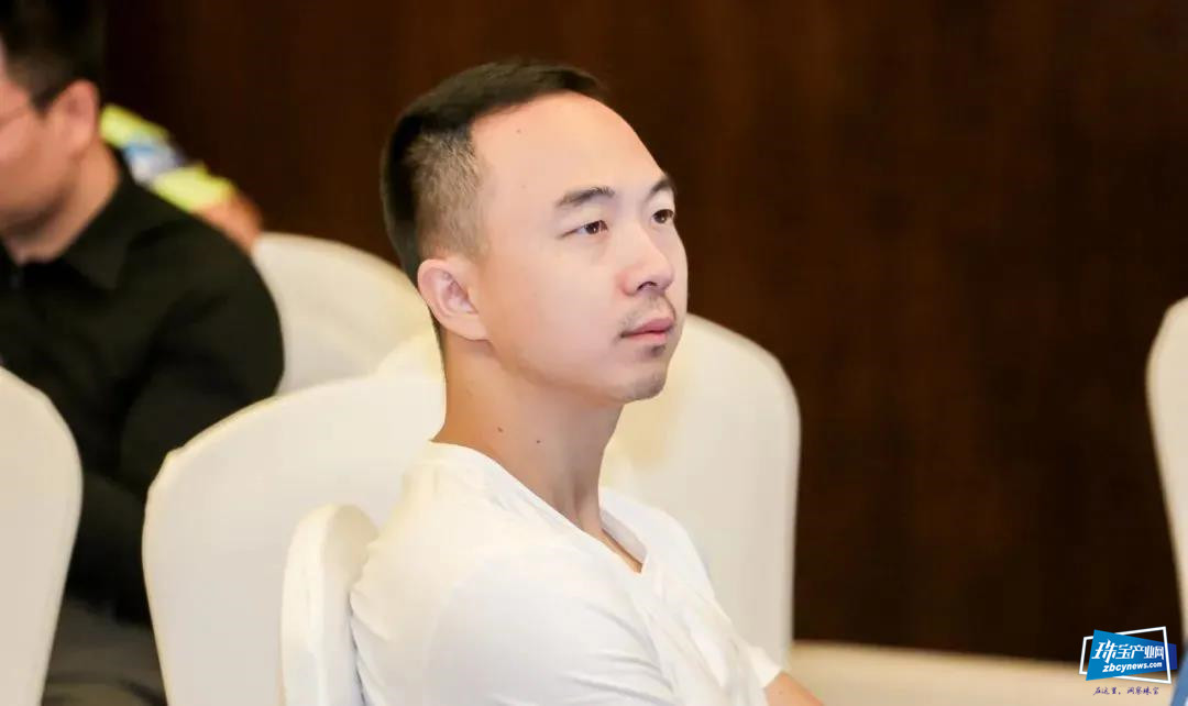 大咖解读「珠宝行业模式创新的路径」,欢迎线上线下围观 大咖解读「珠宝行业模式创新的路径」,欢迎线上线下围观