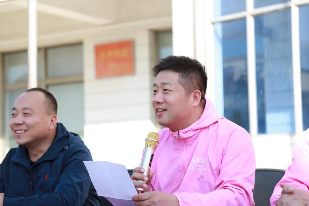 用爱点燃希望|葆蒂兰国际“幸福丝带•爱的践行”走进陕西关路小学爱心助学公益行！