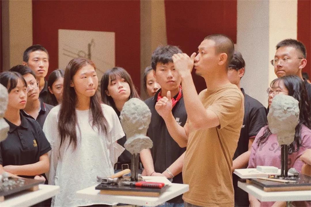七点非常态集训预科班丨应对失控考试政策的新课改 七点非常态集训预科班丨应对失控考试政策的新课改