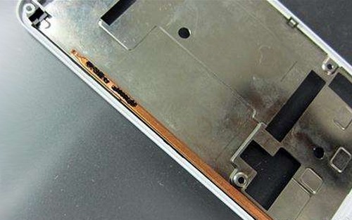 Stop worrying about the heat. The 0.4mm heat pipes will be used on mobile phones in this year