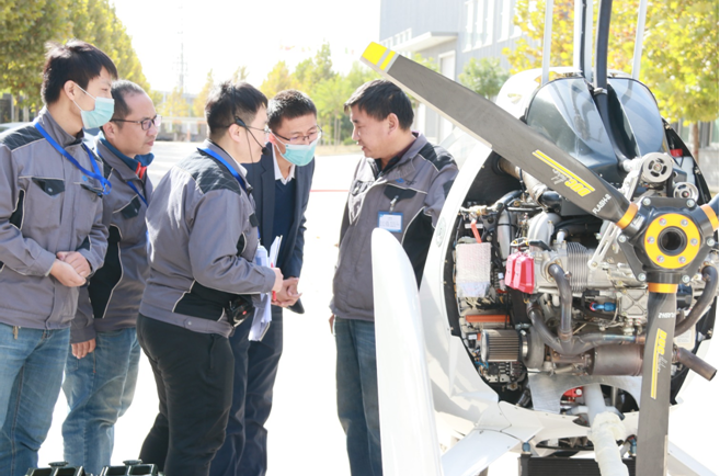 华北局审定处完成J-RO C-100型自转旋翼机 重量与平衡和燃油系统试验目击