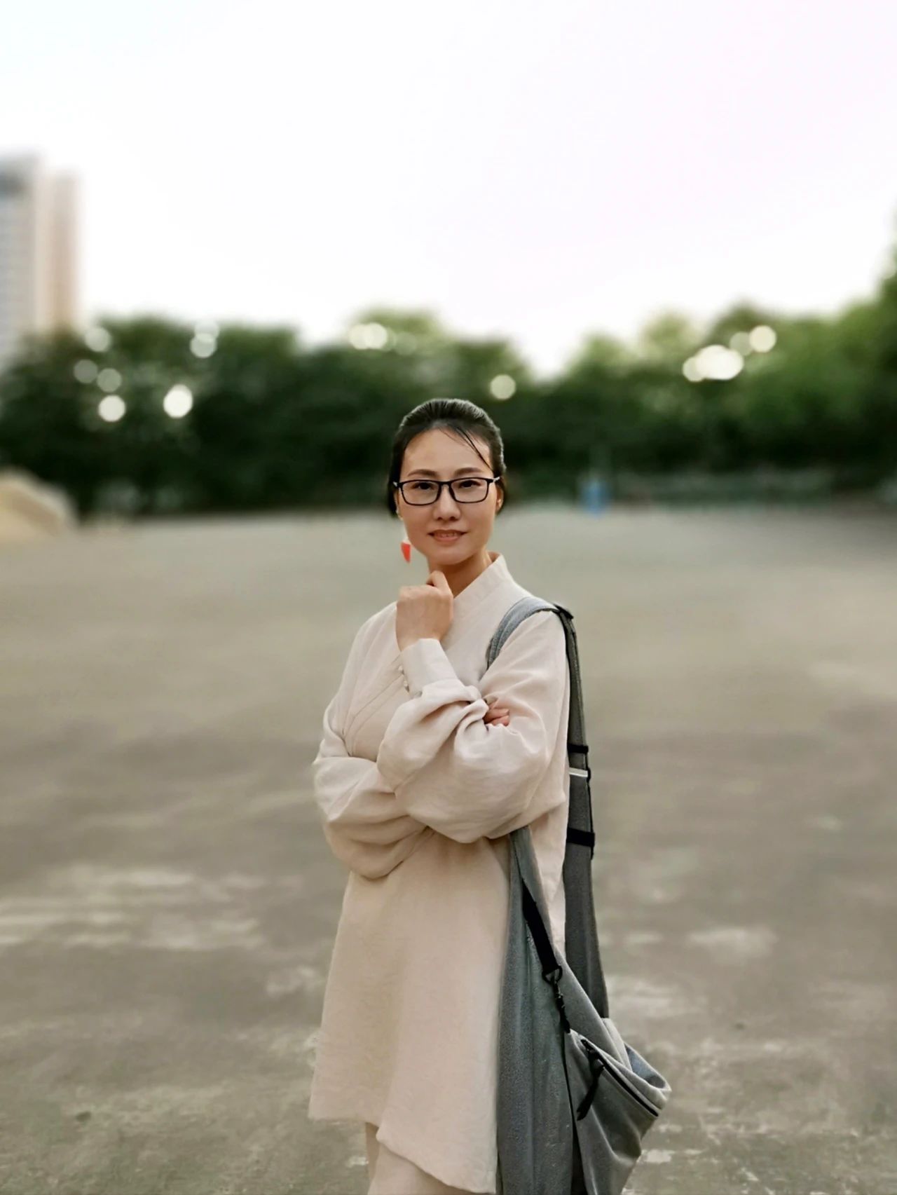 张蓉:用意象山水书写心中的诗情画意 张蓉:用意象山水书写心中的诗情画意