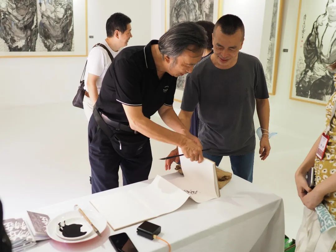 我从未离开水墨,我永远忠爱绘画 | 游离——陈永忠水墨作品展”开幕纪实 我从未离开水墨,我永远忠爱绘画 | 游离——陈永忠水墨作品展”开幕纪实