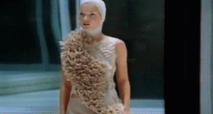 时尚圈的离经叛道者——Alexander McQueen 时尚圈的离经叛道者——Alexander McQueen