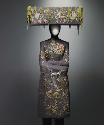 时尚圈的离经叛道者——Alexander McQueen 时尚圈的离经叛道者——Alexander McQueen