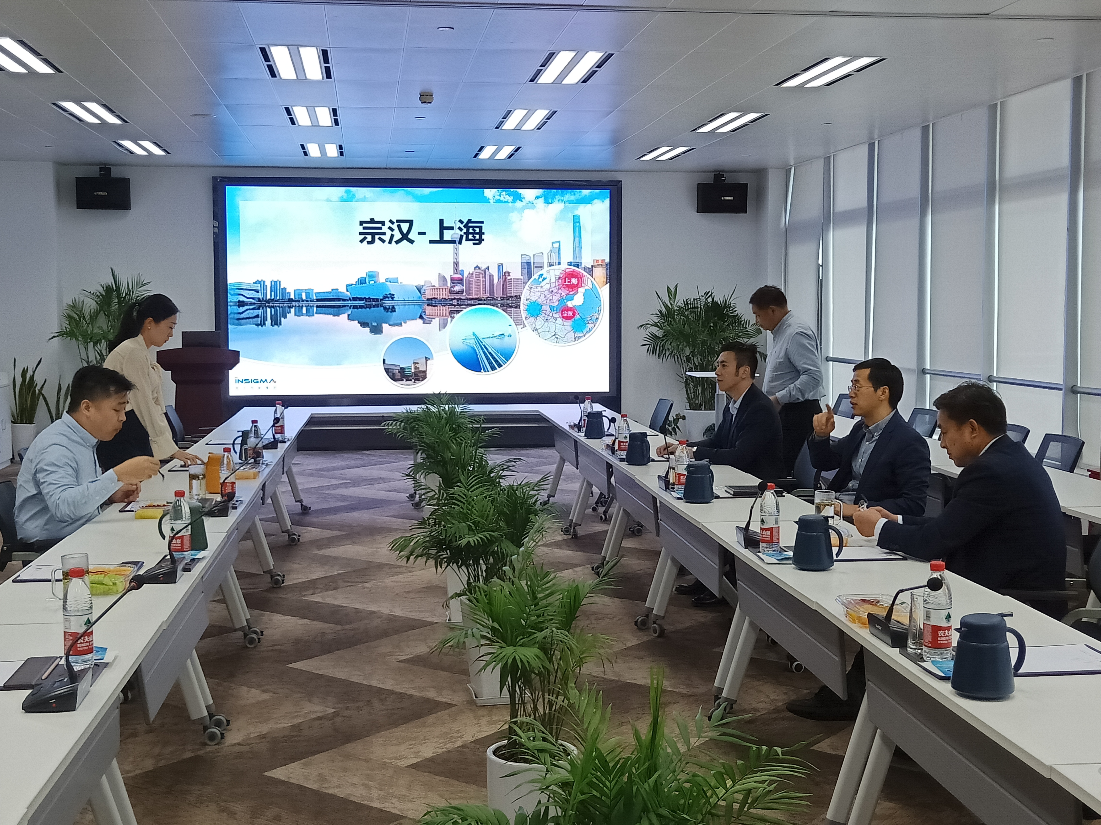 慈溪宗汉到访上海飞地 慈溪宗汉到访上海飞地