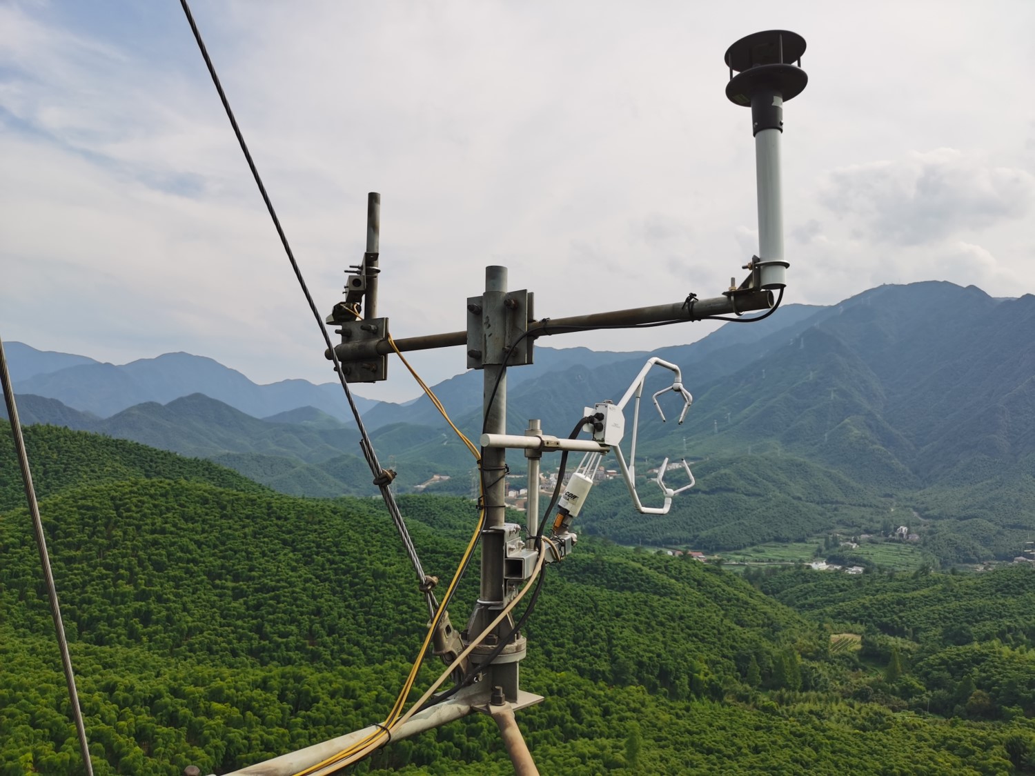 浙江农林大学 CPEC310闭路通量系统+梯度系统+AP200廓线系统