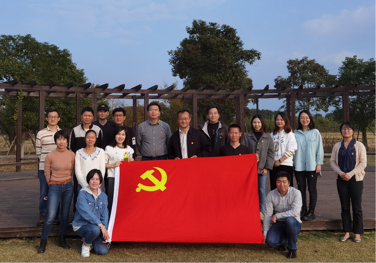 基础设施公司与青浦区区域办组织联建活动